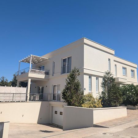 Villa Kora - Luxury Holiday Apartments Лумбарда Екстер'єр фото