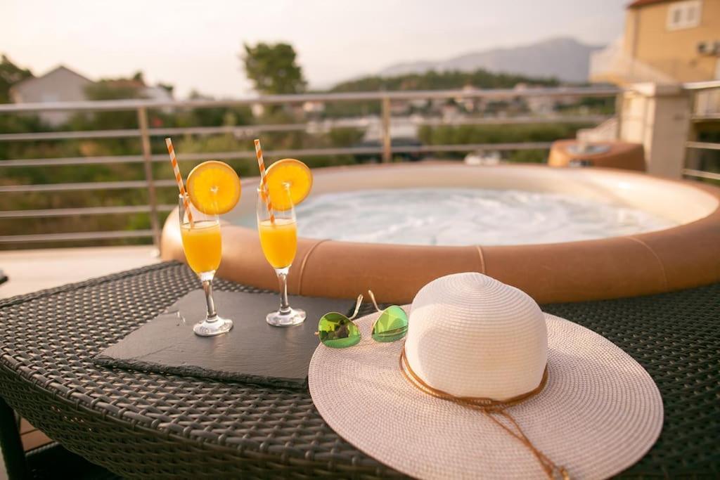 Villa Kora - Luxury Holiday Apartments Лумбарда Екстер'єр фото